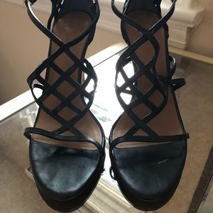 Tory Burch Amalie black cage straps high heel size 9.5